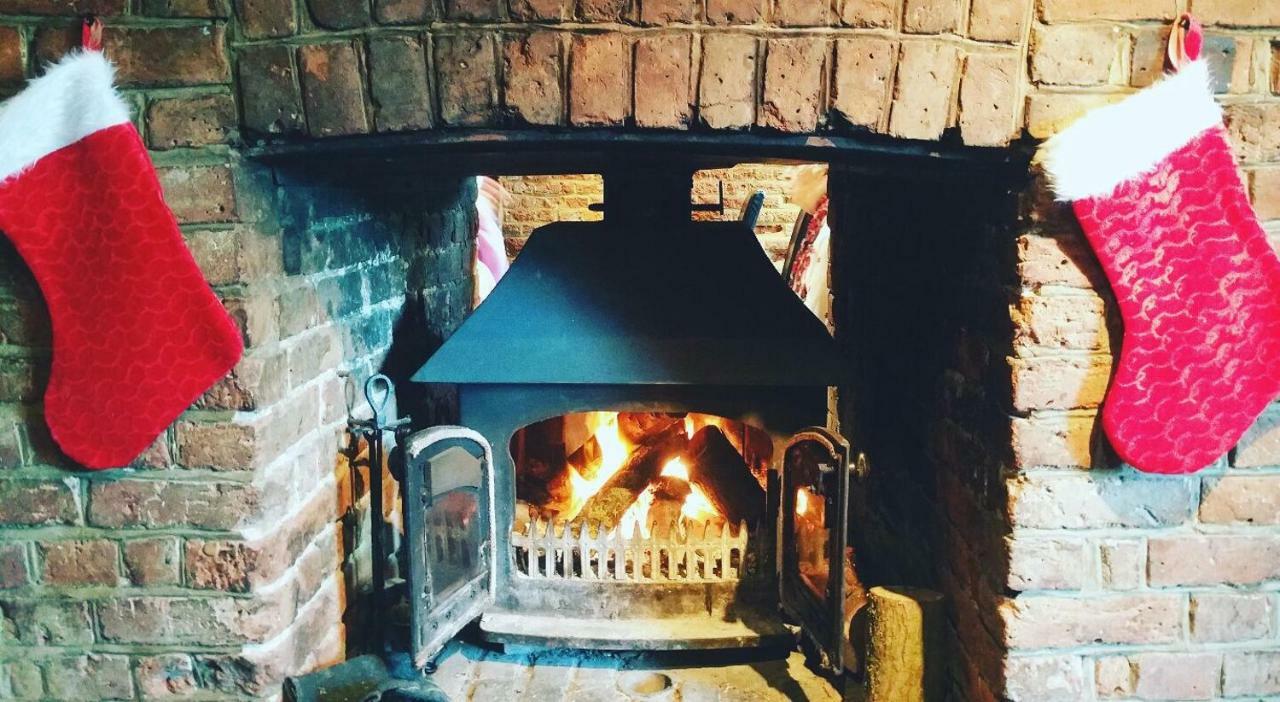 The St Crispin Inn Worth  Extérieur photo