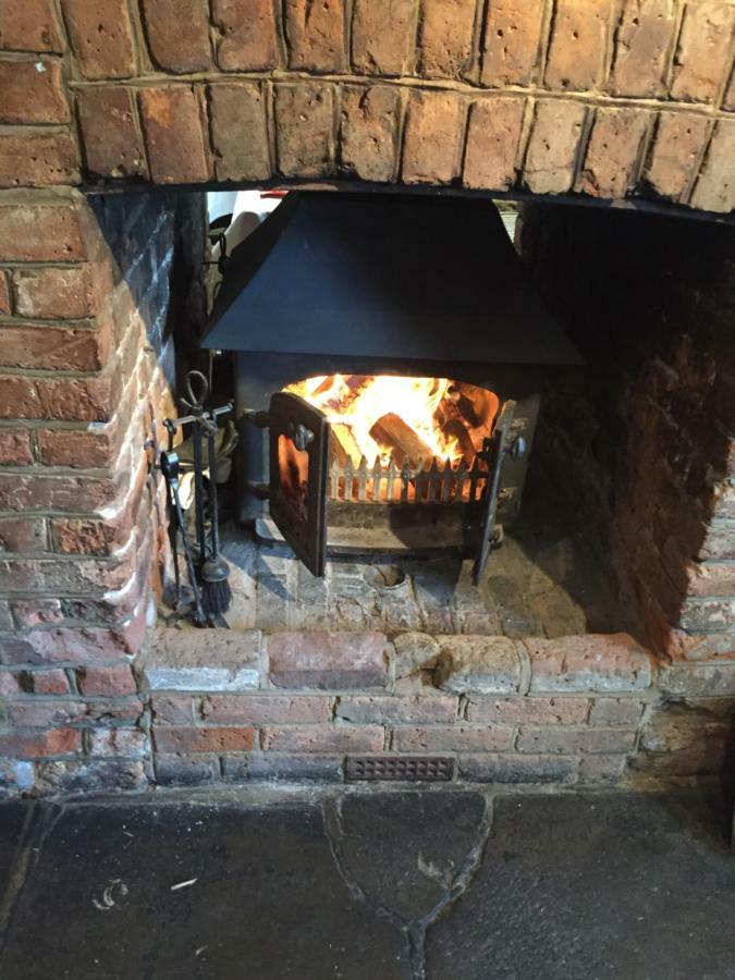 The St Crispin Inn Worth  Extérieur photo